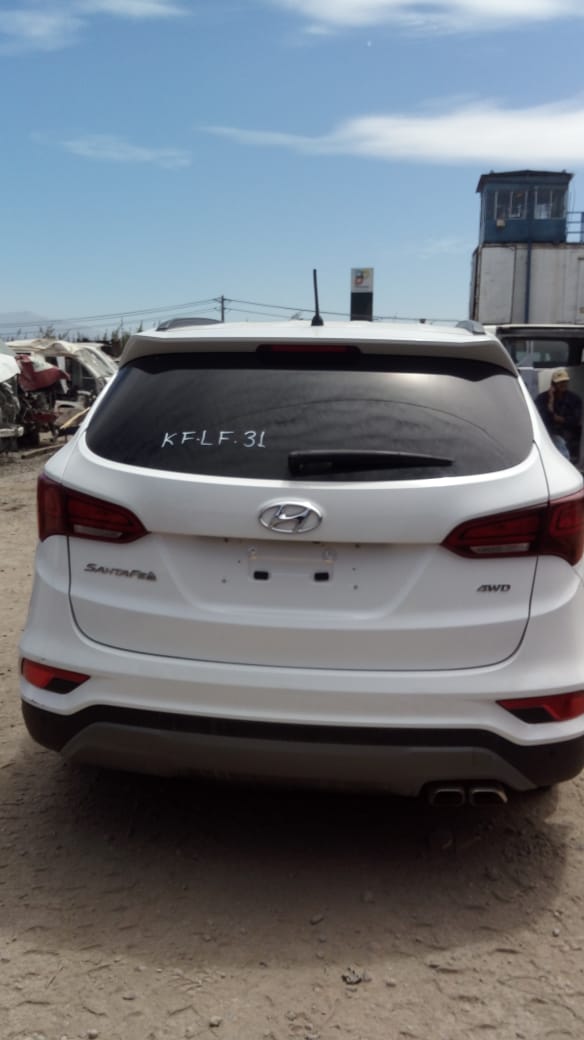  Hyundai SANTA FE 2018    EN DESARME